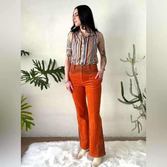 Classic Rock Couture Vibrant Orange corduroy Flare Jeans size Medium unique - Picture 12 of 12